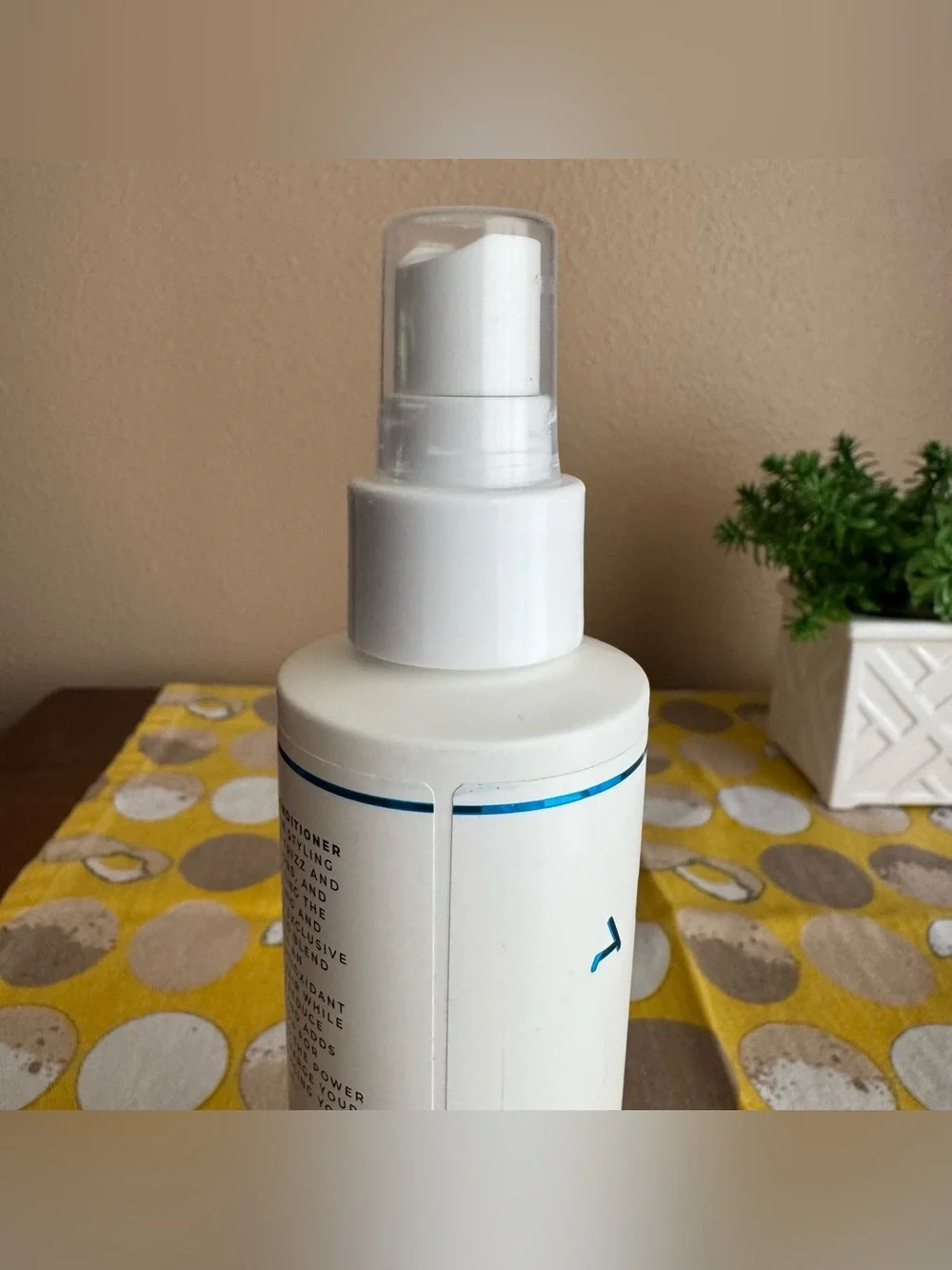 AIIR Sapphire 6 oz Leave-In Conditioner